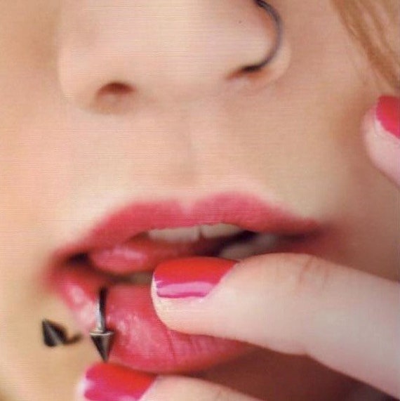 Twist Circular Barbell Curly Lippy Loop Labret Ring Horseshoe Lip