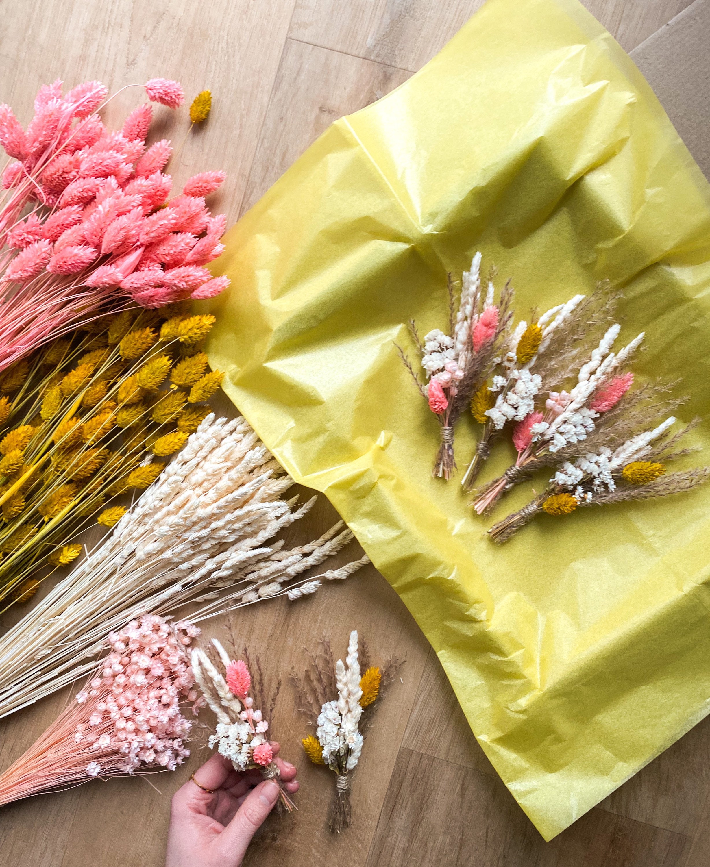 Bouquet de Fleurs Sèches Mini Bouquet - Idéal Comme Cadeau d'invité, Décoration Mariage, Économisez