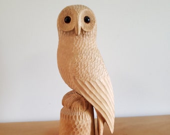 Vintage Hand Carved Wooden Owl - Mid Century Modern - Finland - Decorative Sculpture Figurine - 25 cm