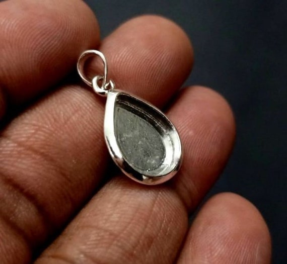 925 Sterling Silver Thick Bezel Pendant 