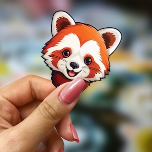Sticker charmante tête de panda roux souriante - Sticker animal unique pour ordinateurs portables, tablettes, étuis de téléphone - Cadeau parfait pour les amoureux de la faune et des pandas