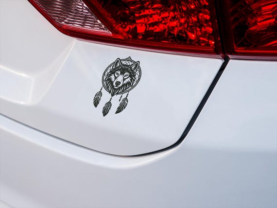 Wolf Dreamcatcher Vinyl Decal – Tribal Spirit Animal Sticker for Car, Laptop, or Wall