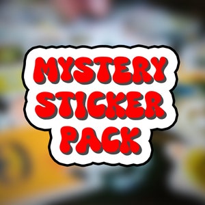 Puede incluir: Una pegatina blanca con forma de nube roja y el texto "MYSTERY STICKER PACK" en rojo, con letras de burbuja.