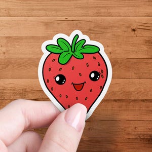 Adesivo carino fragola, adesivo frutta kawaii, adesivo in vinile carino, adorabile faccina di fragola, adesivo divertente per laptop, adesivo frutta dolce