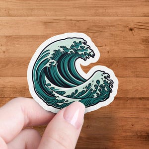 Sticker oceaangolf, sticker cool water surfen, strandvibes, zeeliefhebber kunst, laptop hydroflask decor, kust buitenavontuur