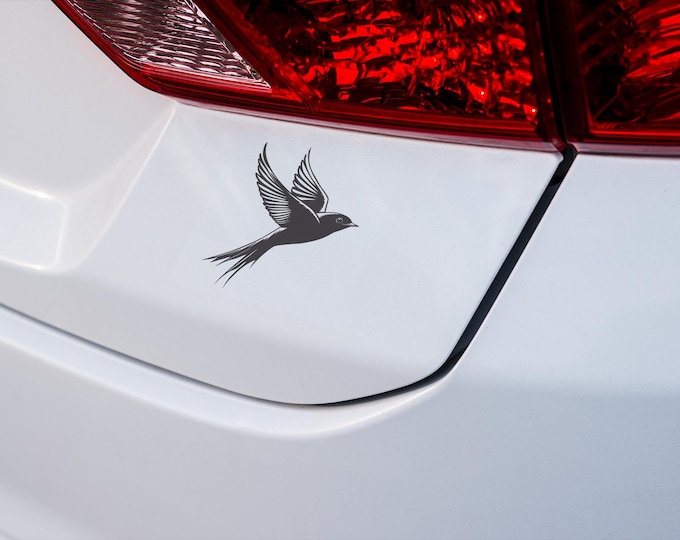 Minimalist Flying Sparrow Vinyl Decal for Car or Laptop – Black Bird Sticker for Nature Lovers, Waterproof Aesthetic Animal Car Decor
