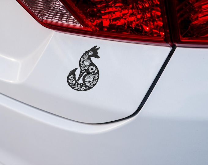 Floral Fox Vinyl Decal – Boho Woodland Animal Sticker for Laptop, Car, or Wall | Black Silhouette with Roses & Daisies | Nature Art Decor