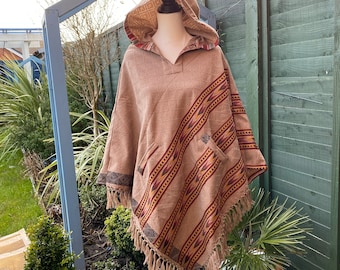 Wolle Kapuze Poncho Reise Kette Yoga Meditation Kette für Männer und Frauen Ideales Geschenk Handgemachte Accessoires für die ganze Saison