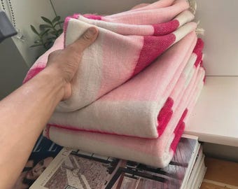 Yak Wool Blanket/ Living room Throw /Sofa Throw /Travel Throw/ Rug Camping Wrap / Meditation Out door Throw Wrap Hand-Loomed Nepal m25