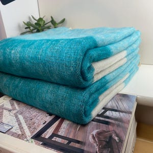 Yak Wool Throw / Blanket Living room Sofa Throw Yak Wool Travel Throw Rug / Warm & Soft Camping Wrap L13