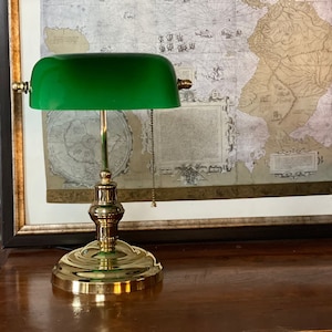 Emerald Banker Lamp, Antique and Vintage Lamp, Metal Lamp, Classic Stylish Lamp, New Office and Home Gift, Valentines Day Gift