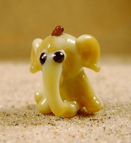 Lovely baby elephant - various colours, glass animal / figurine, size approx. 15 mm, price for 1 piece, made in Czech Republic