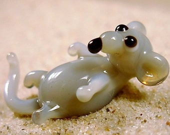 Fat mouse - glass animal, size approx. 18x10x8 mm, price for 1 piece, made in Czech Republic (n.140)