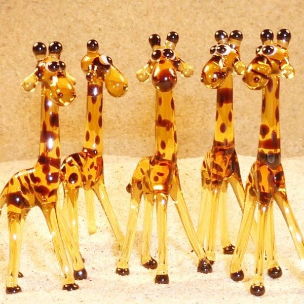 Giraffe (variants: yellow-blue-green-clear), glass animal, size approx. 39x15x12 mm, price for 1 piece, made in Czech Republic