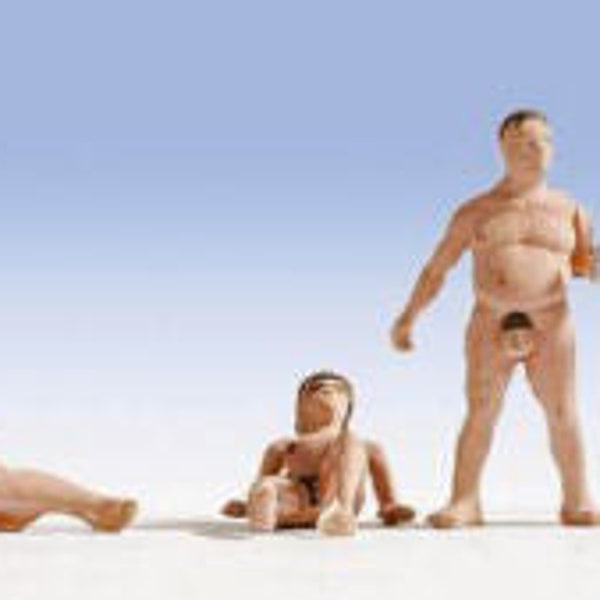Nudist Set Terrarium Figures 15843