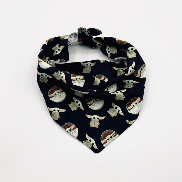 Tie & Snap Dog Bandana : Reversible Star Wars Dog Bandana / Baby Yoda Dog Bandana, Navy Blue / Star Wars Pew / Pet Bandana / Dog Accessories