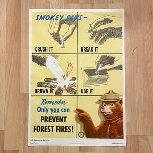 Póster de papel vintage original de Smokey the Bear de 1949 con la frase "SMOKEY SAYS -" Prevención de incendios
