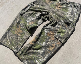 Vintage military realtree camouflage pants