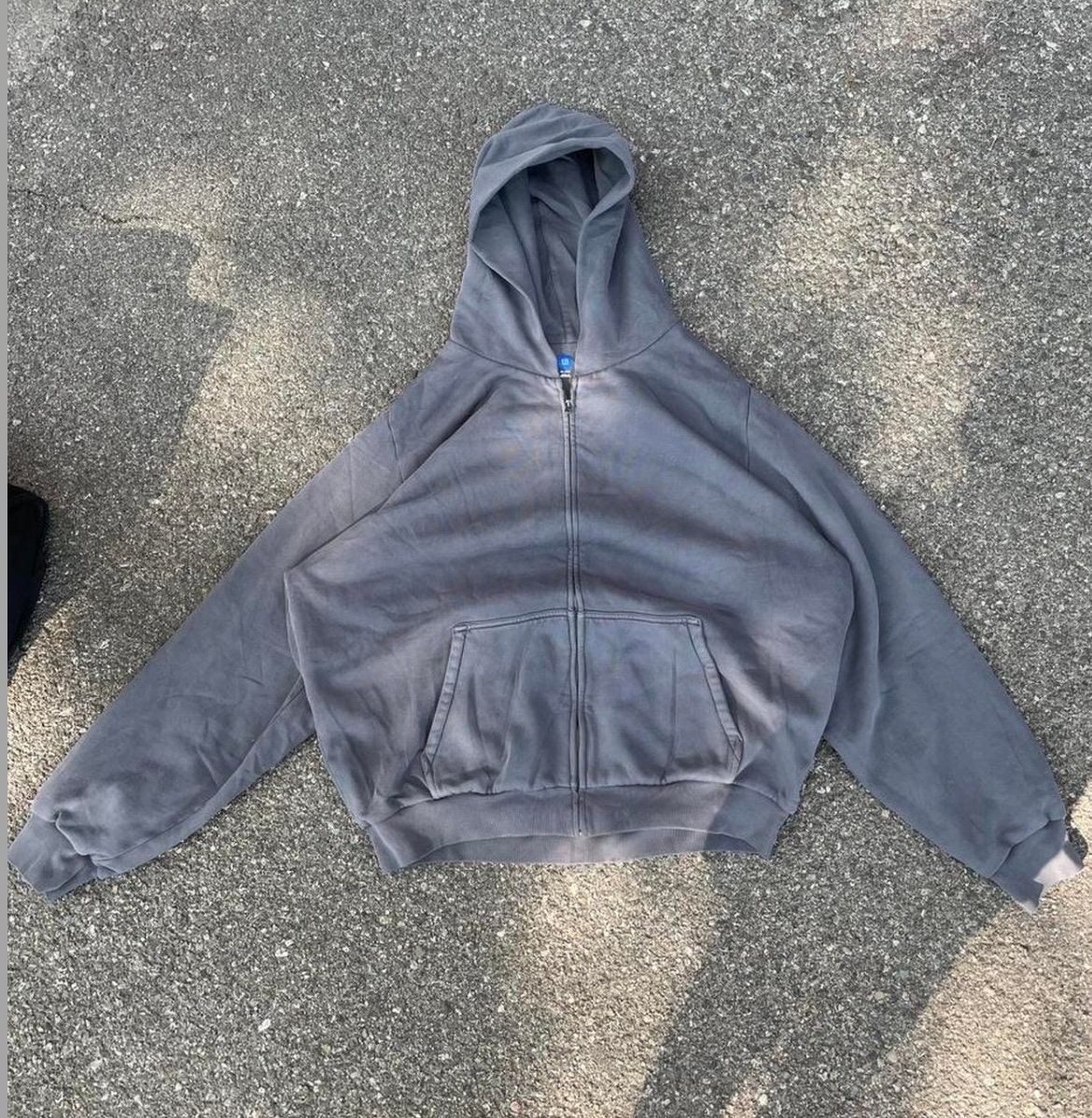 【世界未発売／即完品】Yeezy Gap  ziphoodie NAVY