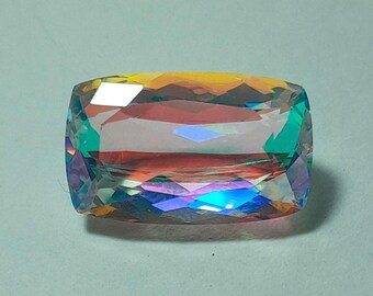 Magische mystieke topaas edelsteen, 7,40 ct. gefacetteerd geslepen, steen voor het maken van sieradenhangers.