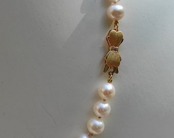 White Freshwater Pearl Necklace, Round Pearls Neccklace, High Quality Pearls, S925 Hallmark Bow Clasp Plated with 18Kt. Gold