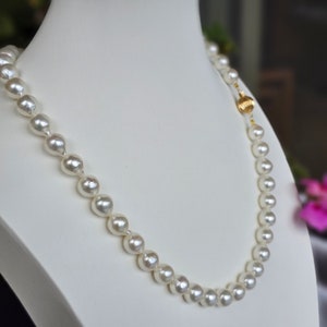 Japnies Akoya barokke parelketting, superglanzende parelchoker met geelgouden safy-sluiting