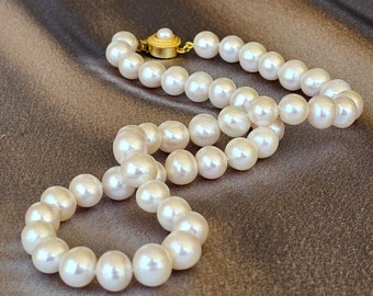 High Quality Freshwater Pearl Necklace and Bracelate