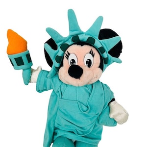 Walt Disney Plush Stuffed Animal Vintage vtg toy figure world store disneyland collectible Minnie Mouse Statue of Liberty torch