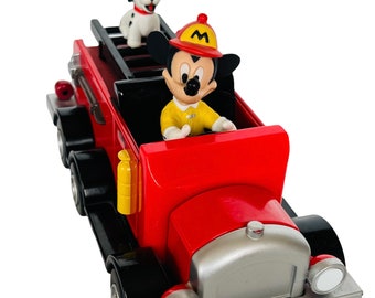 Mickey Mouse Figurine Fire Engine Lucky Pongo 101 Dalmatian truck car Disney vtg