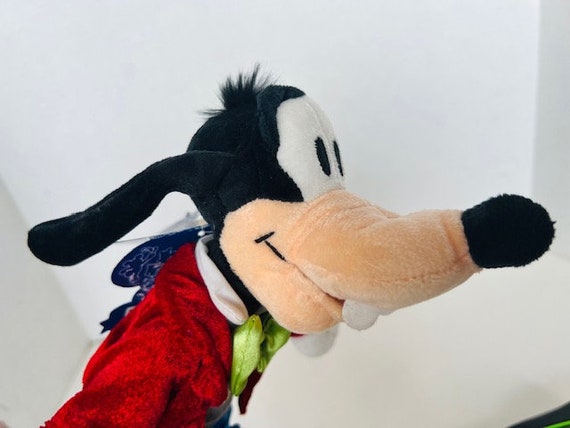 vintage goofy stuffed animal