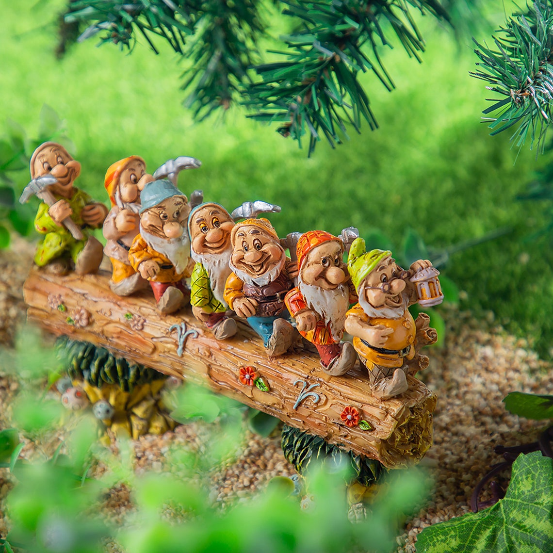 Resin Seven Dwarfs Resin Gnomes Garden Statue Dwarf Gnome Etsy