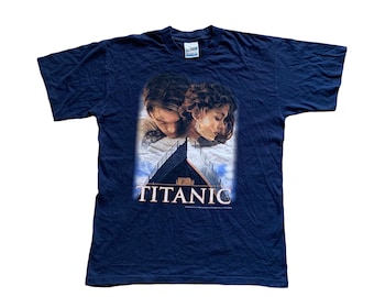 Vintage 1998 Titanic Movie Promo Leonardo Dicaprio Stanley Desantis Screen Stars paramount cotton large print 90s graphic tee T Shirt Medium