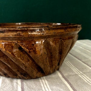 ANTIQUE GUGELHUPF SHAPE #Backform #Tonform #bäuerliche ceramics #Kuchenform #Landhausstil #19 century #braun glazed #Rarität #Vintage #Brocante image 5