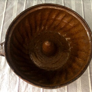 ANTIQUE GUGELHUPF SHAPE #Backform #Tonform #bäuerliche ceramics #Kuchenform #Landhausstil #19 century #braun glazed #Rarität #Vintage #Brocante image 3