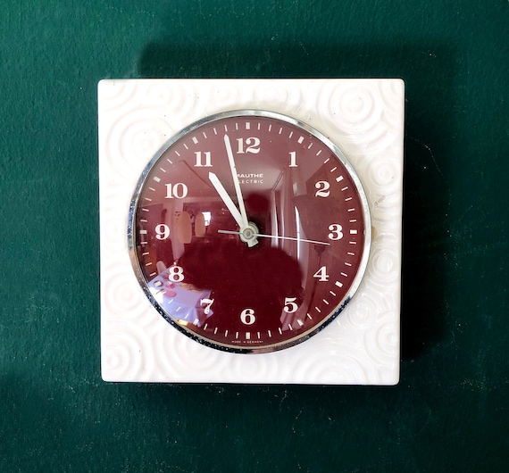 Mauthe アンティークエレクトリック時計 VINTAGE MAUTHE Electric Kitchen Clock, 1960s/70s, White, Bordeaux