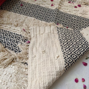 Tapis de secteur de macramé de style Boho fait main, gland de coton Handwoven modern nordic living room floor hippie décor, Boho Bedroom shaggy Carpet