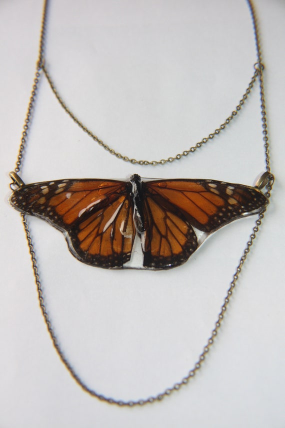 Monarch butterfly necklace deals