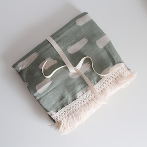 Baby-Quasten-Musselin-Decke, Bambus-Baumwoll-Musselin-Wickeltuch, große Fransen-Baby-Musselindecke, Wickeltuch, Babyparty-Geschenk, Boho-Baby, Kinderzimmer-Dekoration