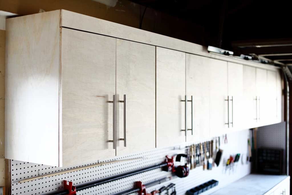 Hanging garage cabinets discount