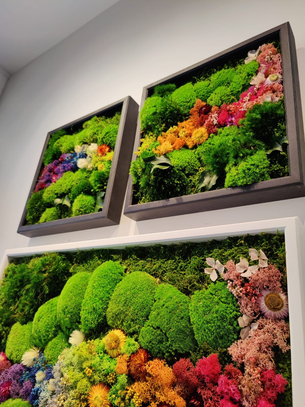 Floral Moss Wall Artlovely Moss Decor Vertical Moss Wall Etsy UK