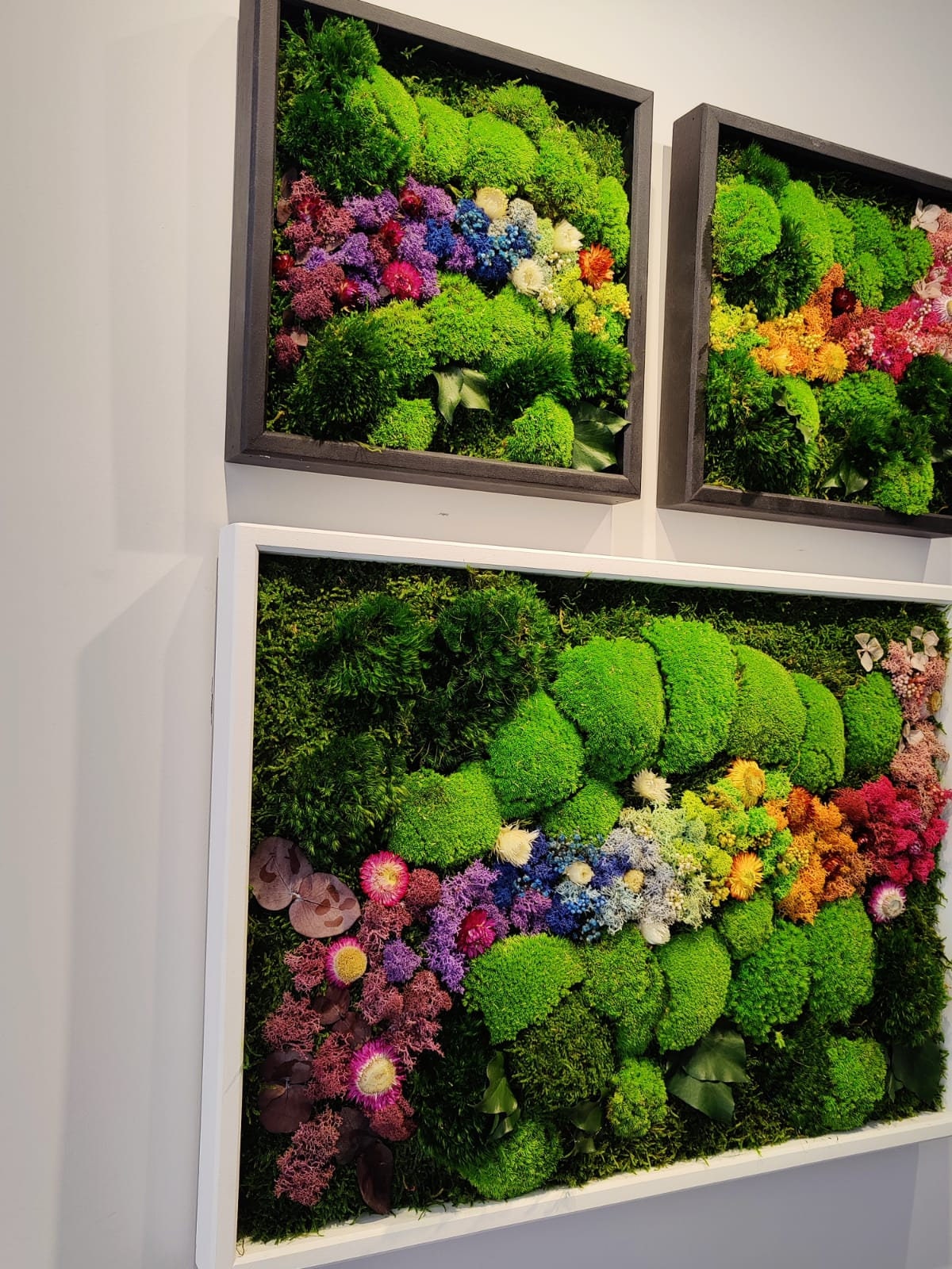 Floral Moss Wall Artlovely Moss Decor Vertical Moss Wall Etsy UK