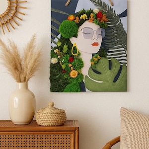 Woman With Flower Figure İn Her Hair/ Floral Hair Woman Frame/ Art With Flowers/ Eco Friendly Home Decor/  Preserved Living Moss Wall