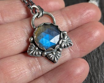 Rose Cut Labradorite Sterling Silver Necklace: Fern Design, Oxidized Finish