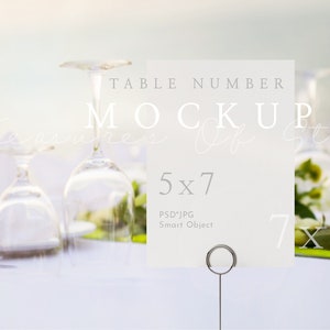 Maqueta de cartas de mesa, maqueta de número de mesa, maqueta de tarjeta de lugar, maqueta de boda, maqueta de tarjeta 5x7, maqueta de tarjeta PSD, maqueta de tarjeta en la mesa