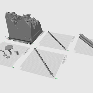 Puede incluir: Un modelo de torre de reloj de estilo steampunk impreso en 3D con engranajes, tuber&iacute;as y una escalera de caracol. El modelo se divide en varias piezas, incluyendo la torre, una escalera de caracol y una tuber&iacute;a larga y delgada.