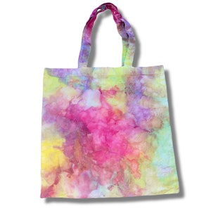 ★TOUT Y EST★ Mmlg DAY TOTE TYEDIE FLOW PINK MMLGBC1A013 Marc Jacobs Pink The Tie Dye Small Tote Bag | Jules B
