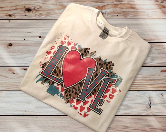 Comfortable Adult Unisex Medium White 100% Cotton T-shirt -  Love Hearts Leopard Print - Free Shipping