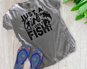 Comfy Women's Large Light Grey/Gray Gildan T-Shirt - Just a girl who loves to fish - FREE SHIPPING!