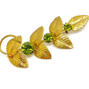 Vintage 1980&#39;s Green Crystal and Goldtone Leaf Brooch