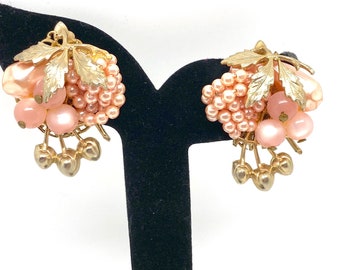 Beautiful 1950's Pink Glass Screwback Earrings
